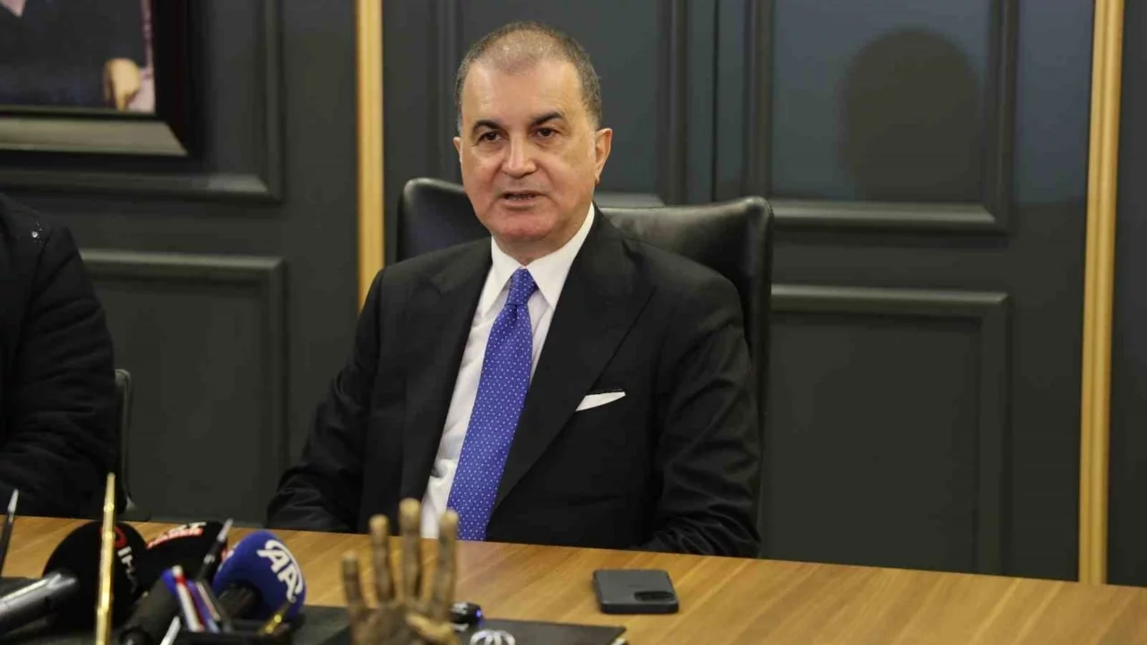 AK Parti Sözcüsü Ömer Çelik: "Barış masasını kuracak lider Erdoğan'dır"