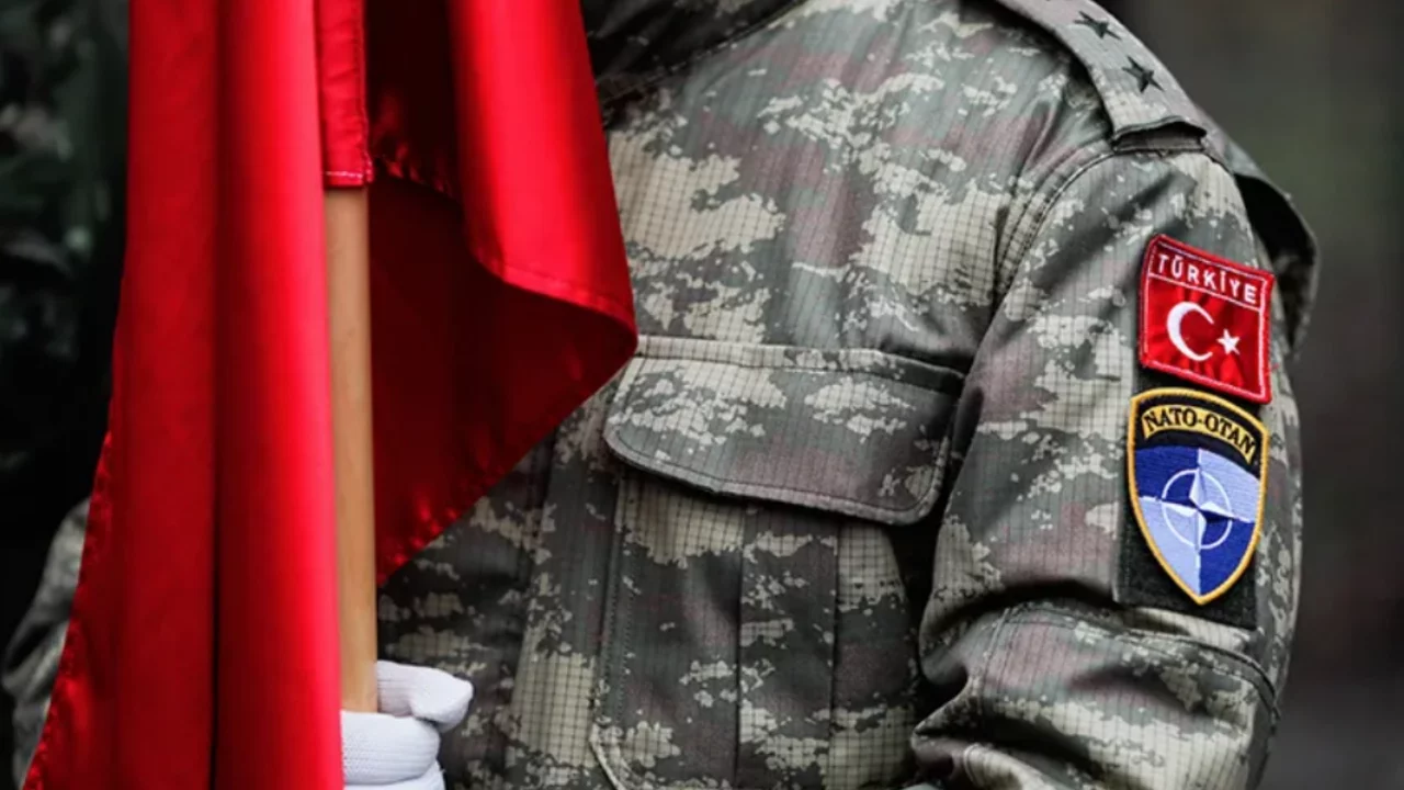 İletişim Başkanı Burhanettin Duran: Ülkemiz NATO'nun kolektif savunma mimarisinde vazgeçilmez bir...