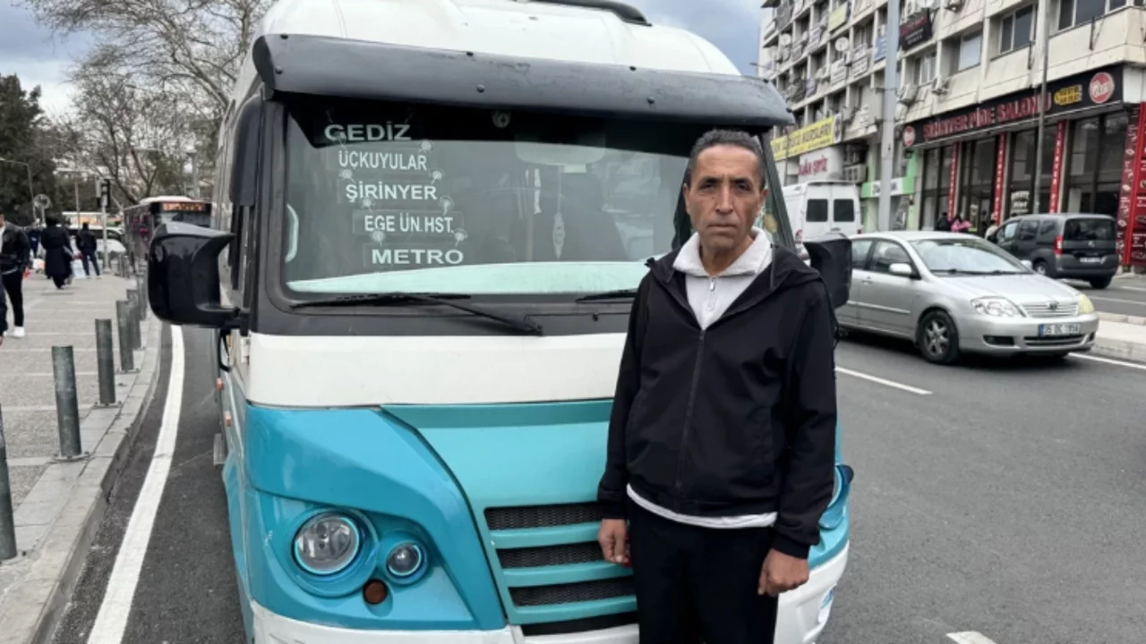 Sancısı tutan kadın dolmuşta doğum yaptı