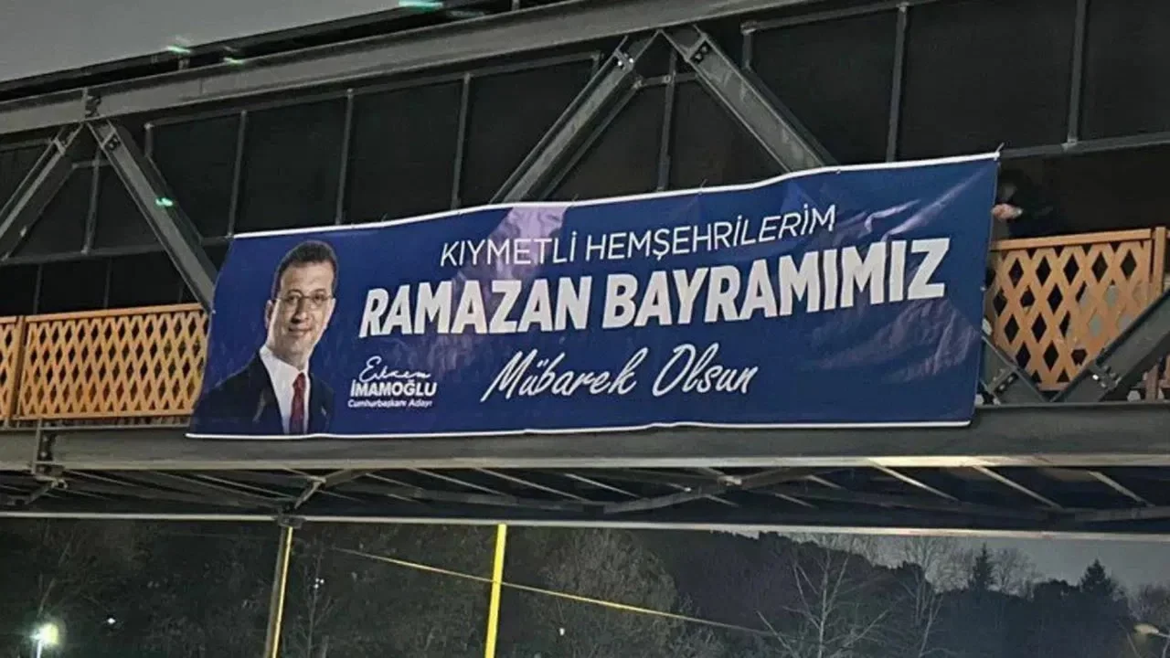 Trabzon'da Ekrem İmamoğlu'nun bayram mesajını içeren afişler söküldü!