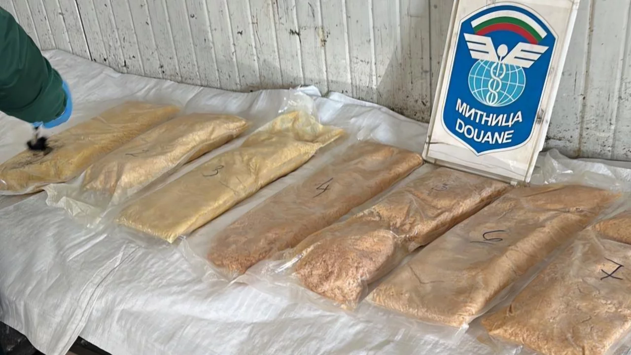 Sınır kapısında 14 kilodan fazla sentetik uyuşturucu yakalandı