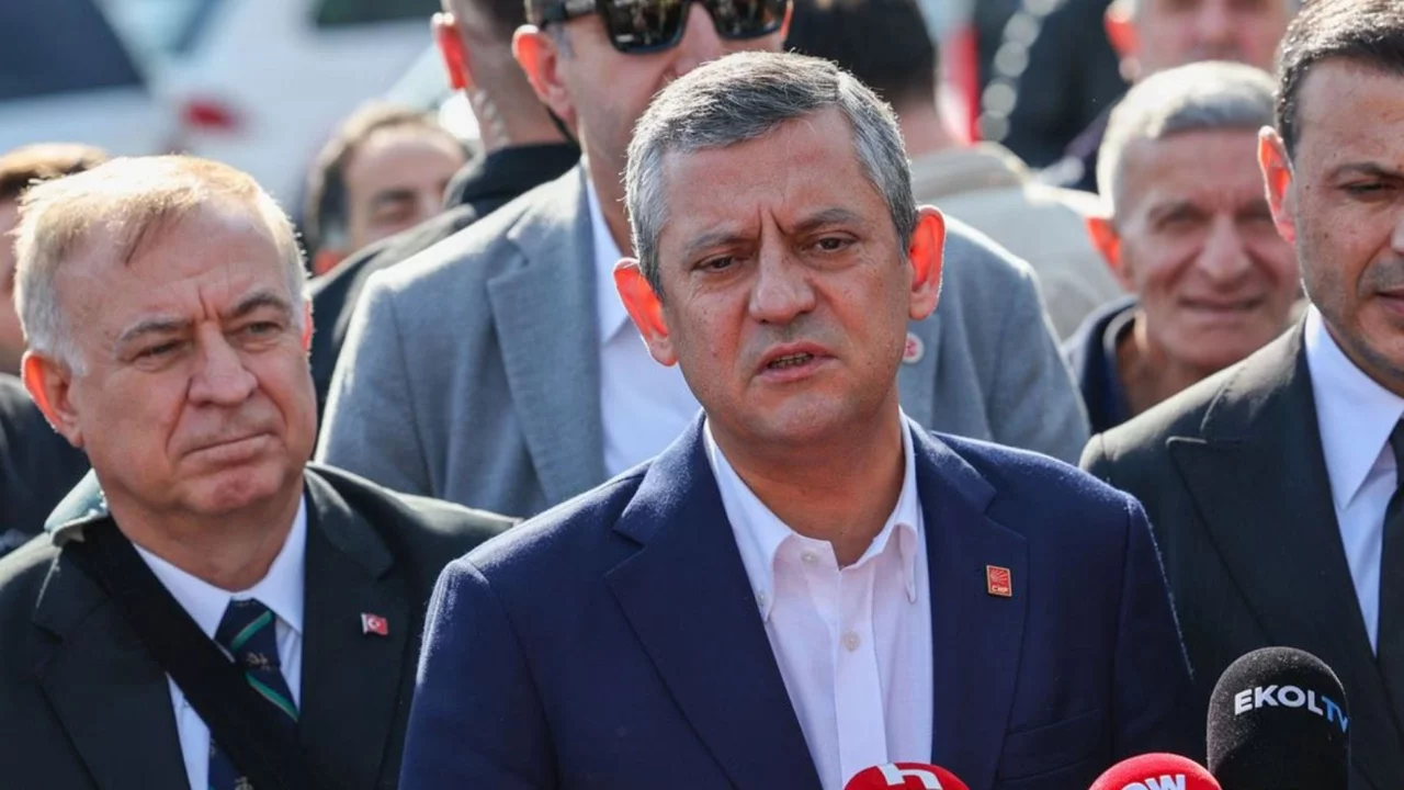 CHP lideri Özgür Özel: 'Bayramların bayram tadında yaşanamadığı bir süreçteyiz'