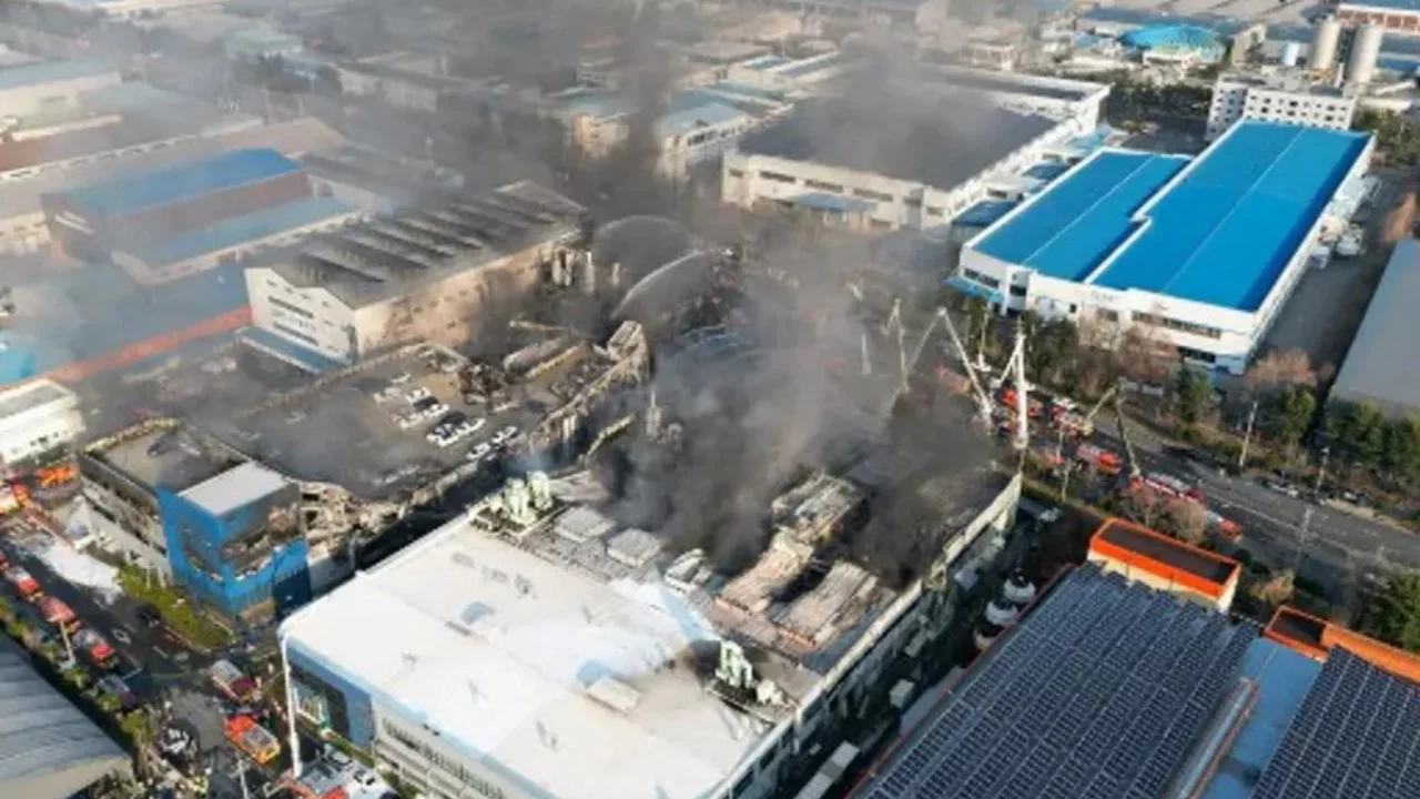 Güney Kore'de fabrika yangını: 10 kişi öldü, 59 kişi yaralandı