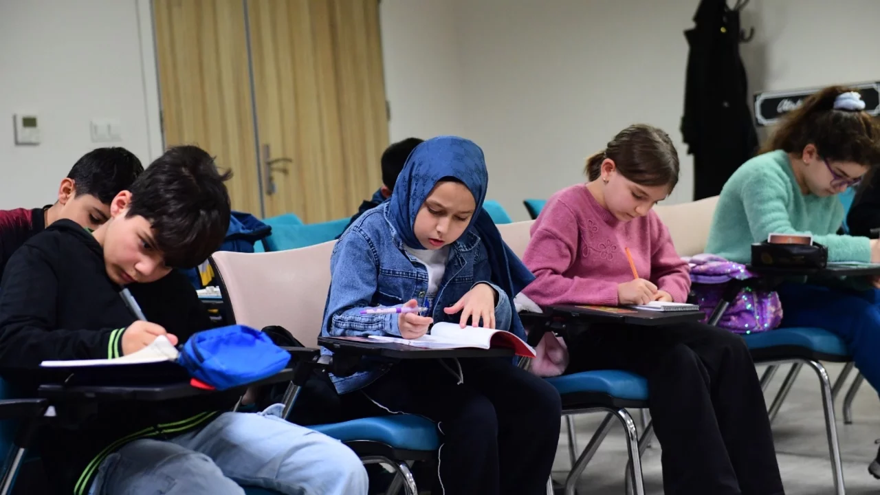 Bursa'da küçük yazarlar ustalığa bir adım daha yaklaşıyor