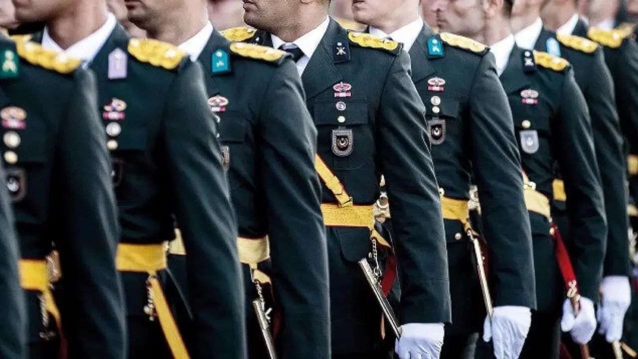 TSK'den ihraç edilen teğmenin açtığı davada karar çıktı