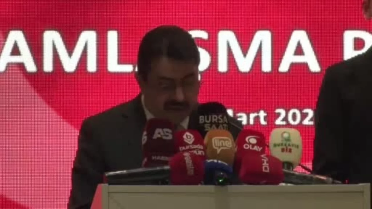 İsmet Büyükataman: "Türkiye zor bir coğrafyada"
