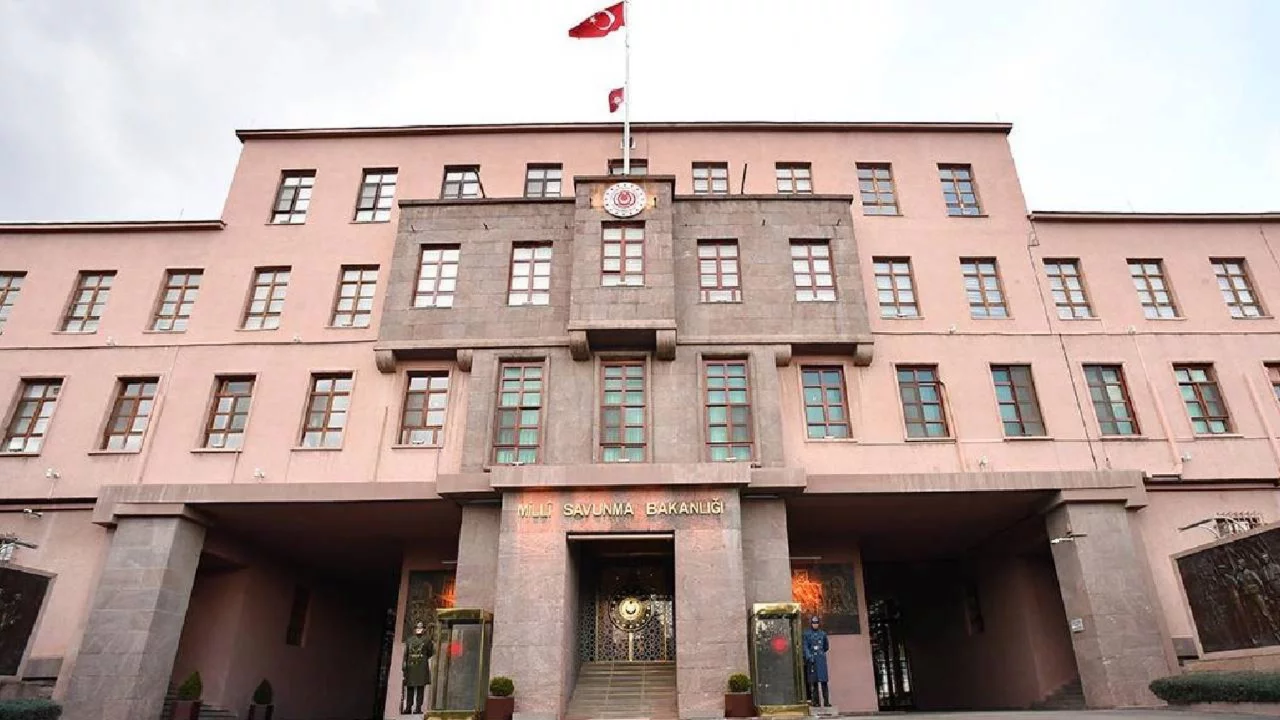 MSB'den Katar'da kırıma uğrayan helikopterle ilgili açıklama: TSK ve iki ASELSAN personeli şehit ...