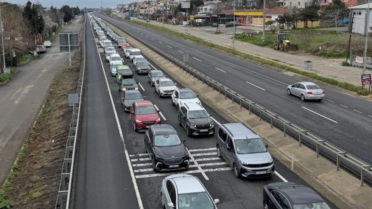 Bayram dönüşü ağır vasıtalara kısıtlama getirildi