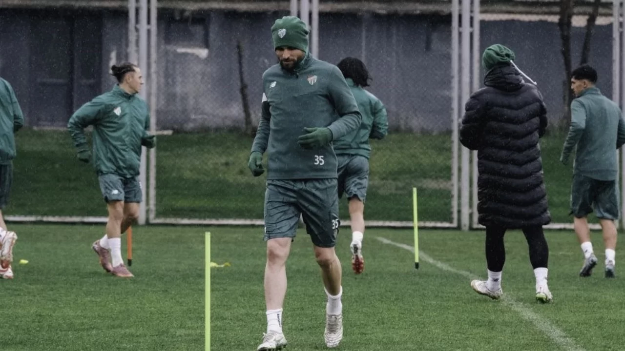 Bursaspor'da Gebze maçı hazırlıkları sürüyor