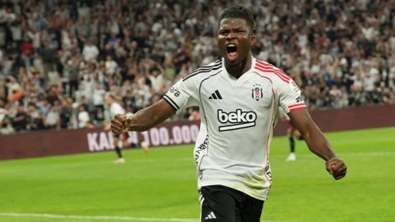 Beşiktaş'ta El Bilal Toure gelişmesi