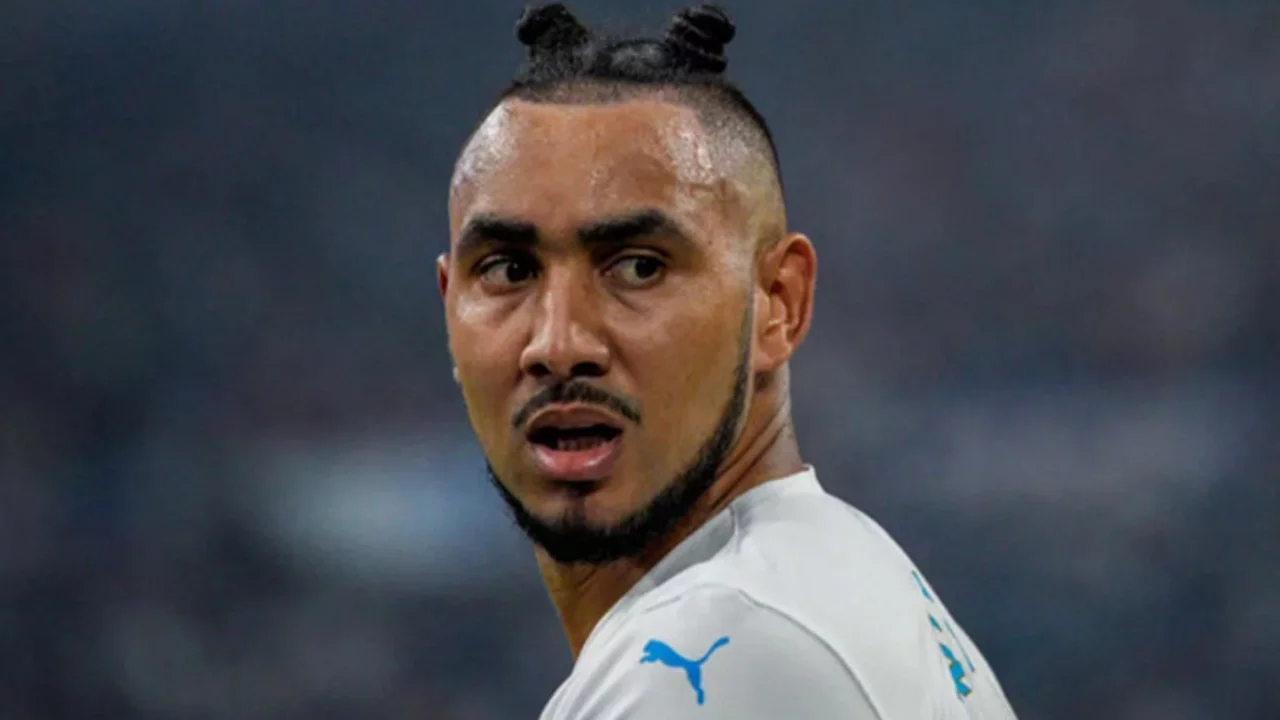 Fransız futbolcu Dimitri Payet, yeşil sahalara veda etti