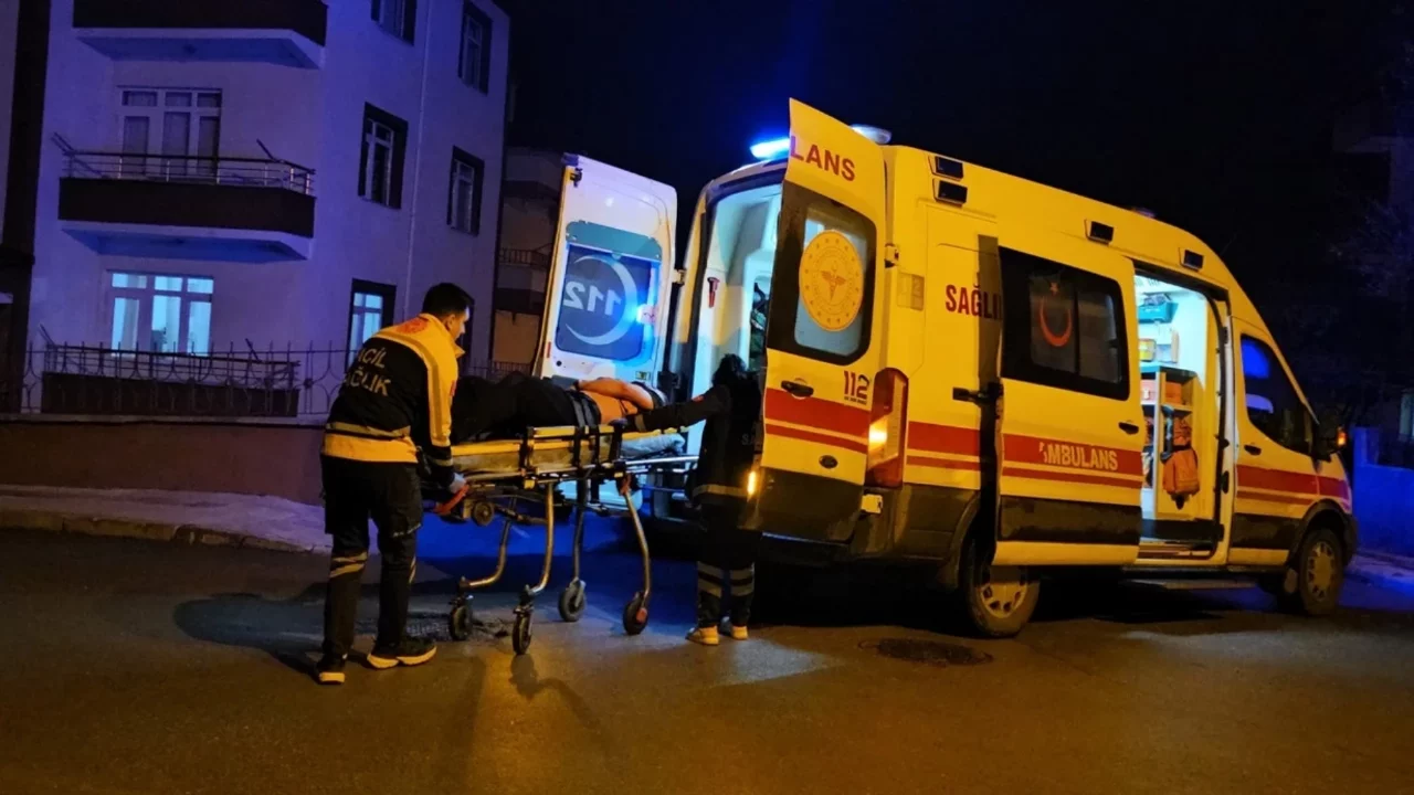 Komşuların kavgasında ortalık savaş alanına döndü