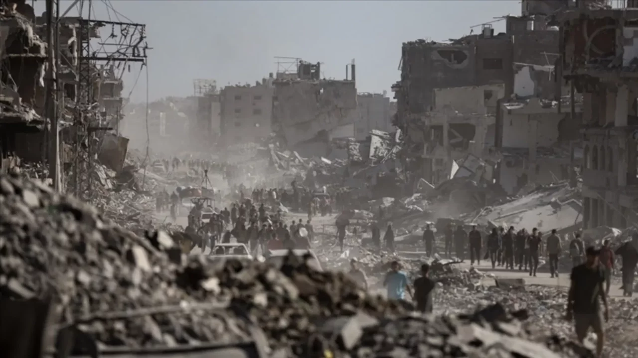 İsrail ordusu, ateşkese rağmen Gazze'ye saldırılarını sürdürüyor: Ölenlerin sayısı 72 bini geçti