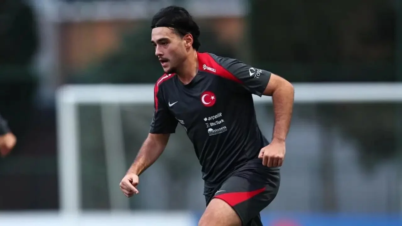 Aral Şimşir açıkladı: Milli takım kadrosundan çıktı!