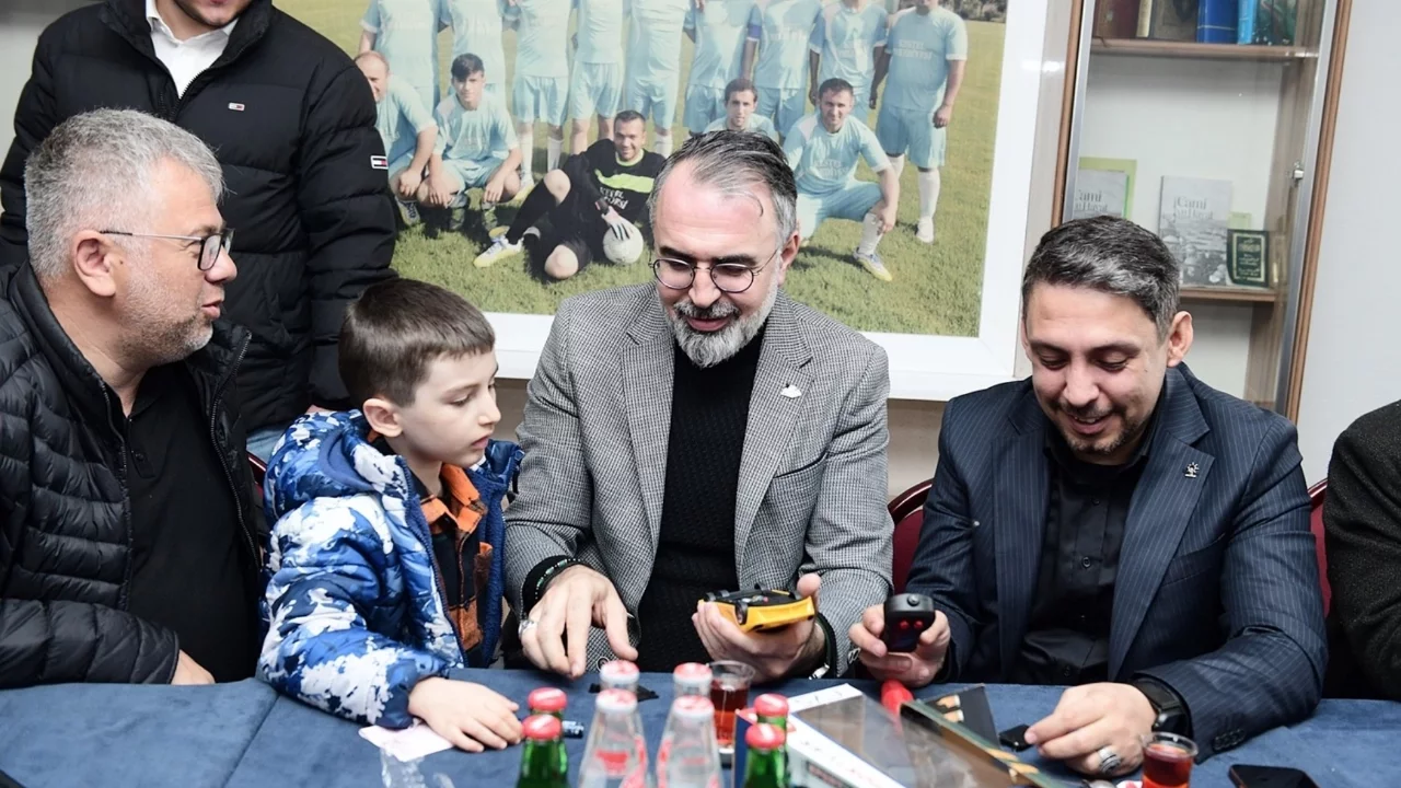 Kestel Belediye Başkanı Ferhat Erol, vatandaşlarla bir araya geldi