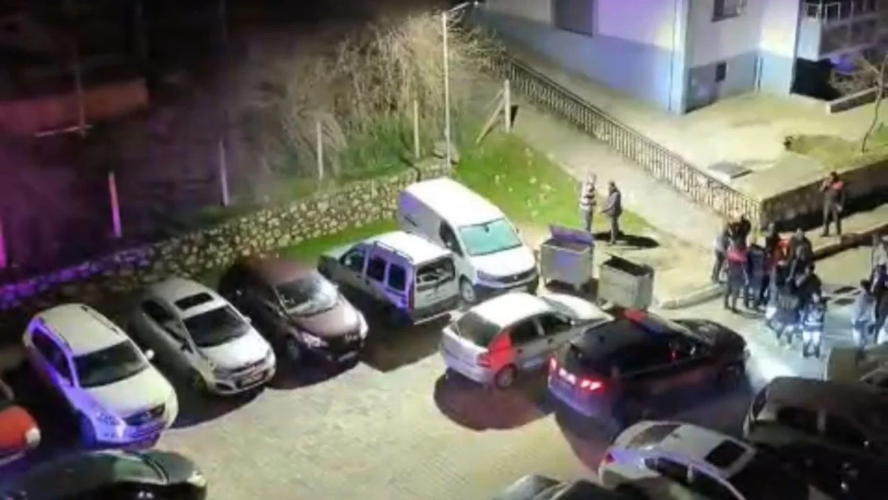 Eski eşinin komşuları tarafından darbedilen şahıs hastanelik oldu