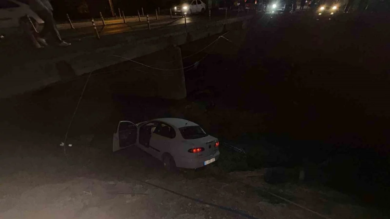 Osmaniye'de otomobil köprüden uçtu: 1 yaralı