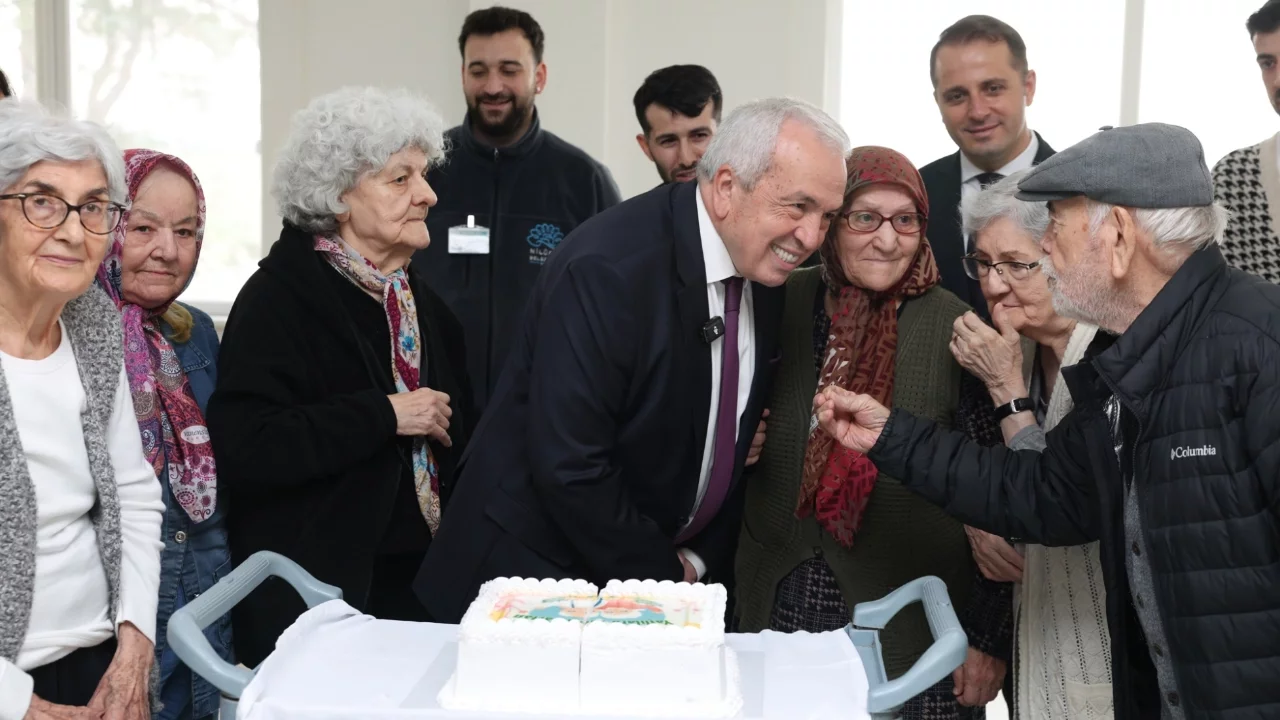 Nilüfer Belediye Başkanı Şadi Özdemir'den vefa dolu ziyaret