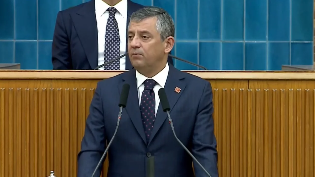 CHP lideri Özgür Özel konuşuyor