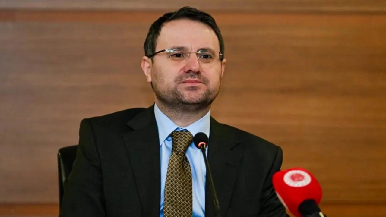 CHP'li Emir'den Akın Gürlek açıklaması: "Eski kararların arkasına sığınarak bugünü perdeleyemezsin"