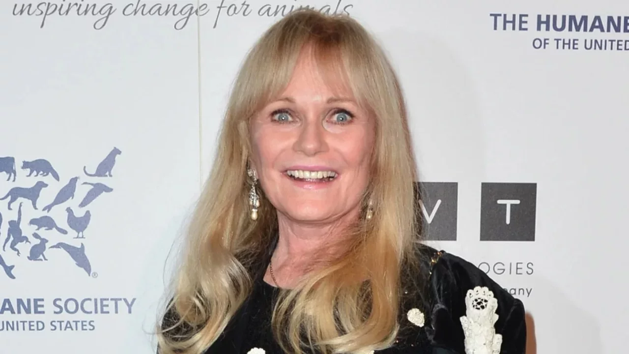 Ünlü oyuncu Valerie Perrine yaşamını yitirdi, cenaze masrafları için kampanya başlatıldı