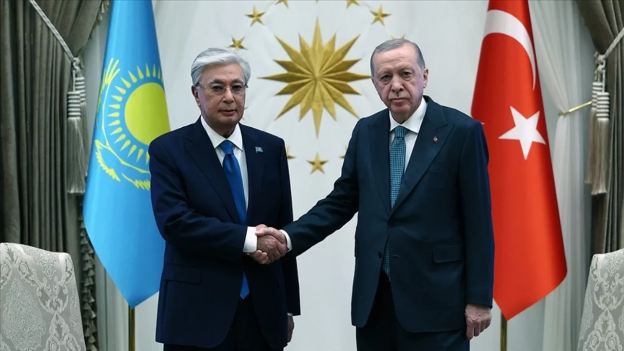 Cumhurbaşkanı Erdoğan, Kazakistan Cumhurbaşkanı ile telefonda görüştü