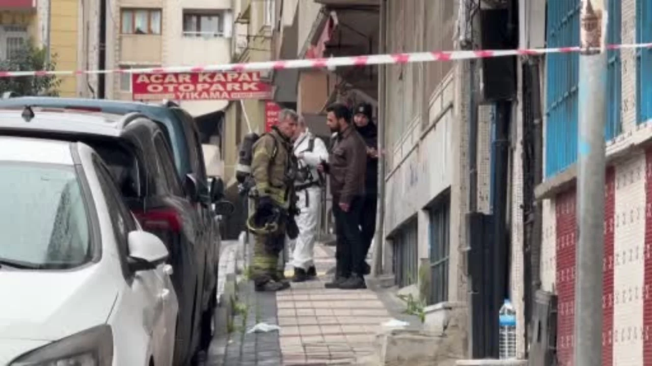İstanbul'da iş yerine gaz sızıntısı: 2 işçi 6 sağlık çalışanı zehirlendi
