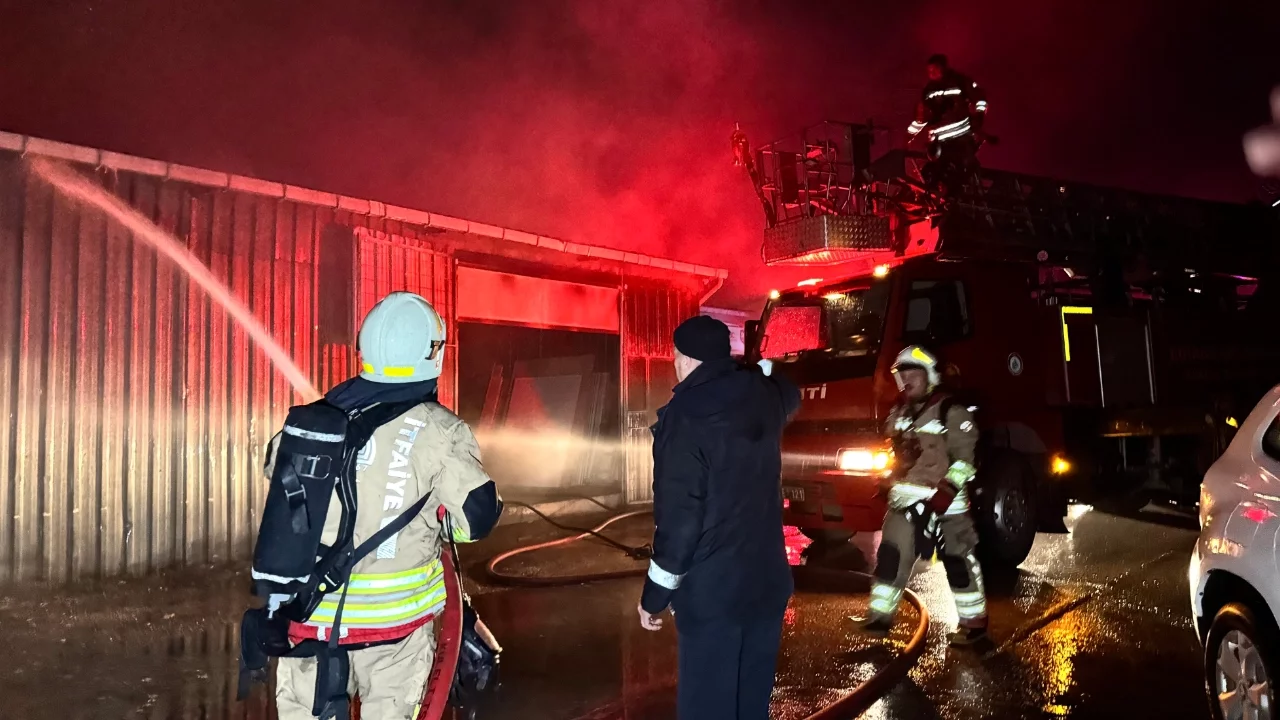 Edirne'de mobilya atölyesinde yangın