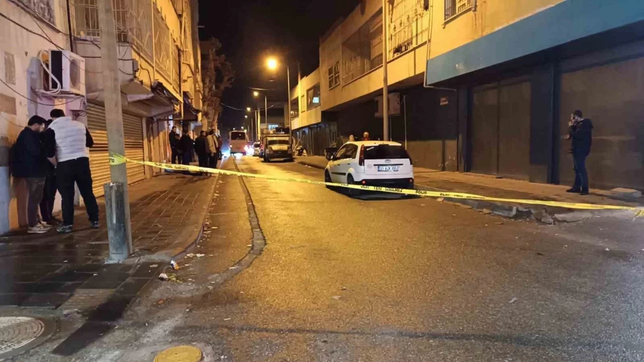 Komşular arası taş, sopa ve bıçaklı kavga: 9 yaralı