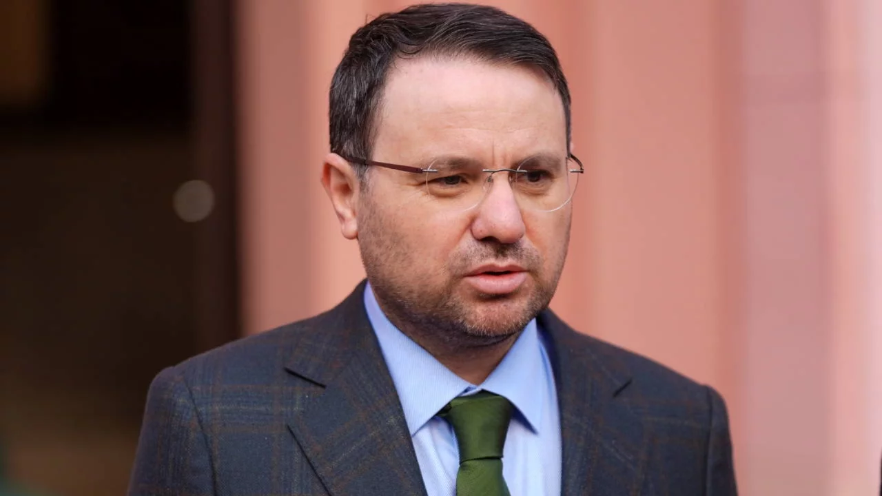 Adalet Bakanı Gürlek'in tapu sorgulanmasına ilişkin bir kişi daha gözaltında