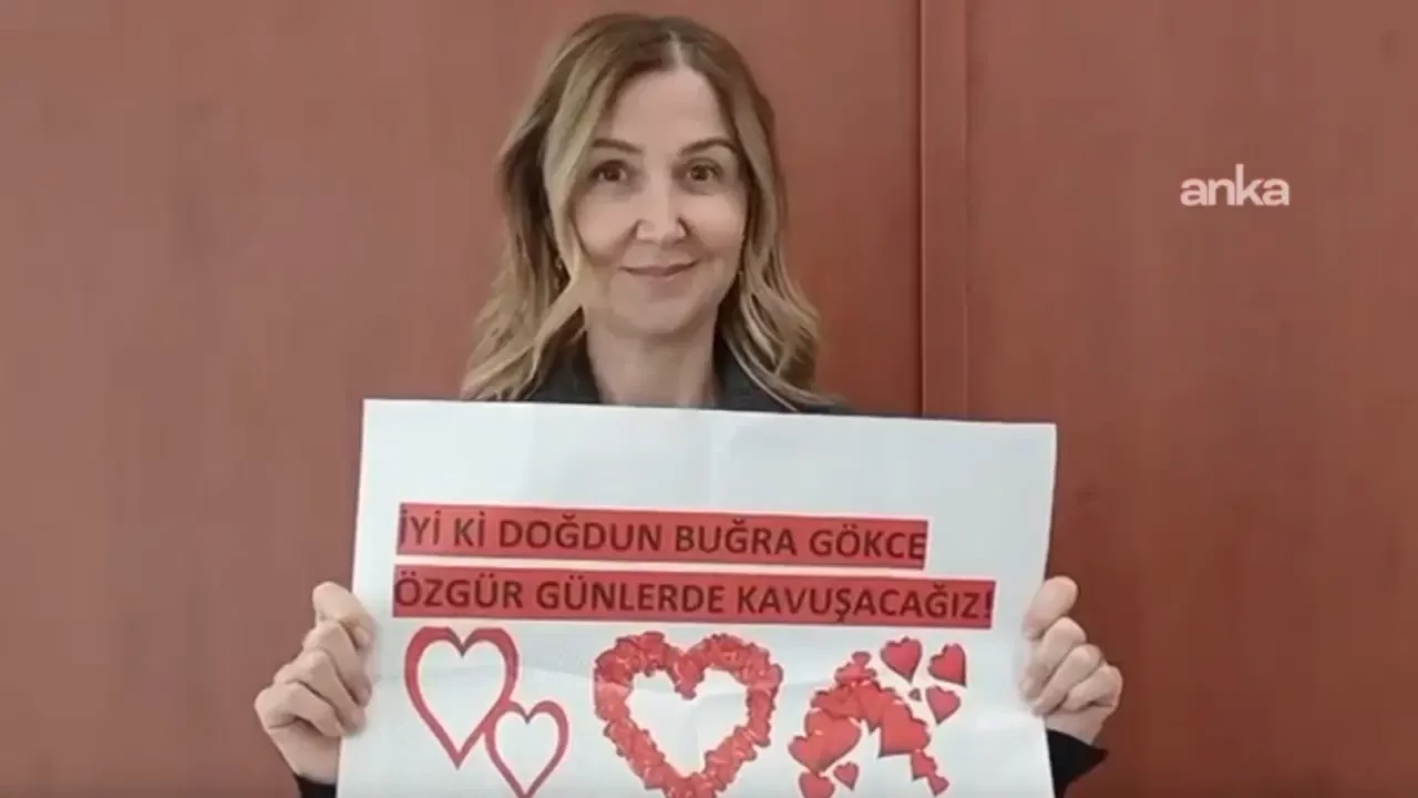 Filiz Gökce, tutuklu eşi İPA Başkanı Buğra Gökce'nin doğum gününü Silivri'de kutladı
