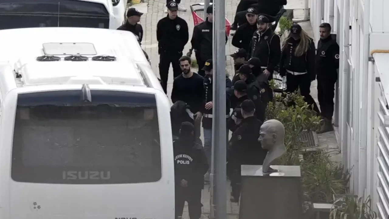 Ünlülere yönelik uyuşturucu operasyonu: 14 kişi adliyeye sevk edildi