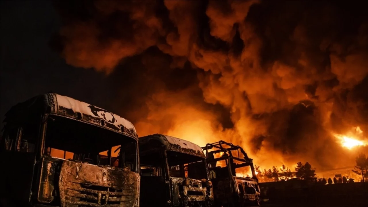 Rusya'dan, ABD ve İsrail'e İran'ın nükleer altyapısına saldırıları durdurma çağrısı