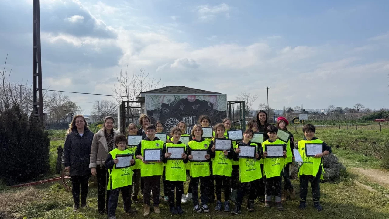 Nilüfer Belediyesi çocukları Ürünlü Kent Bostanları'nda buluşturdu