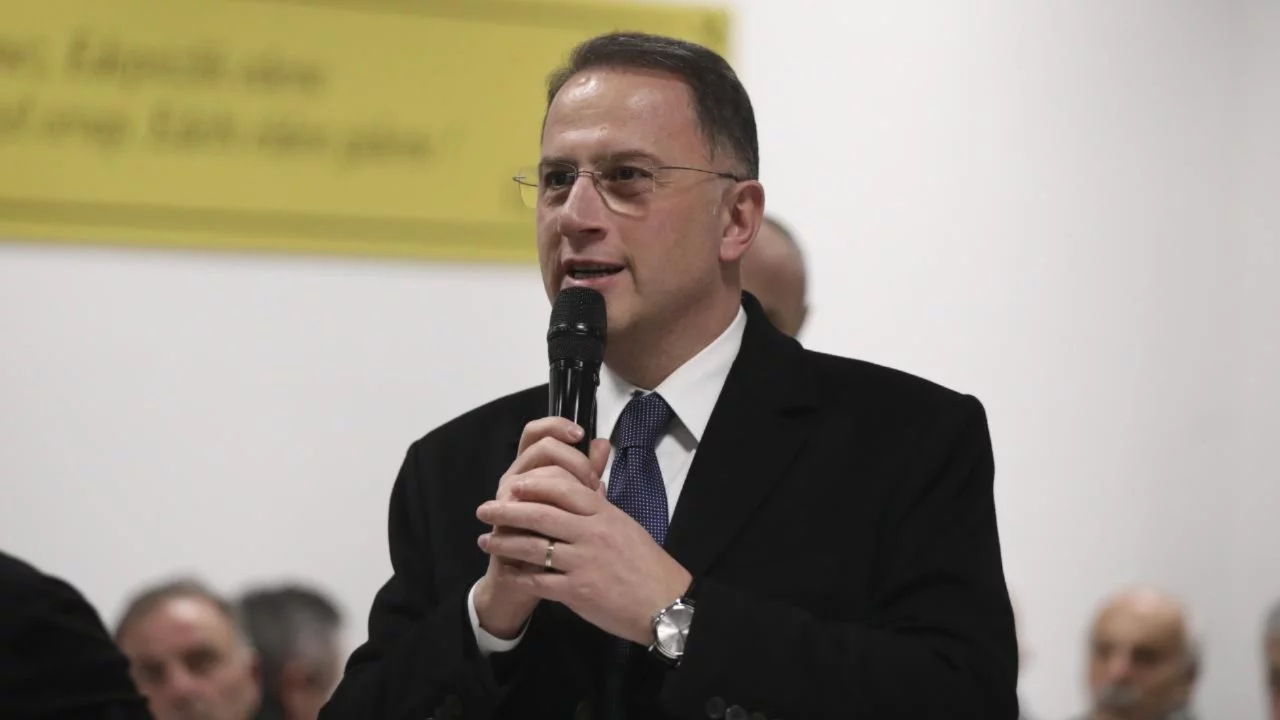 Mehmet Murat Çalık'ın gece saatlerinde hastaneye kaldırıldığı ortaya çıktı