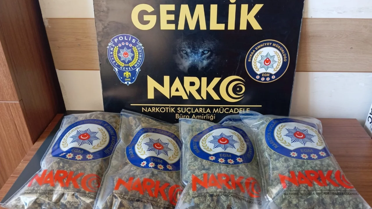 Bursa'da uyuşturucu tacirlerine operasyon