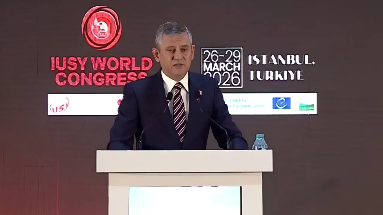 Özgür Özel'den Uşak Belediyesi'ne yönelik operasyona ilk tepki!