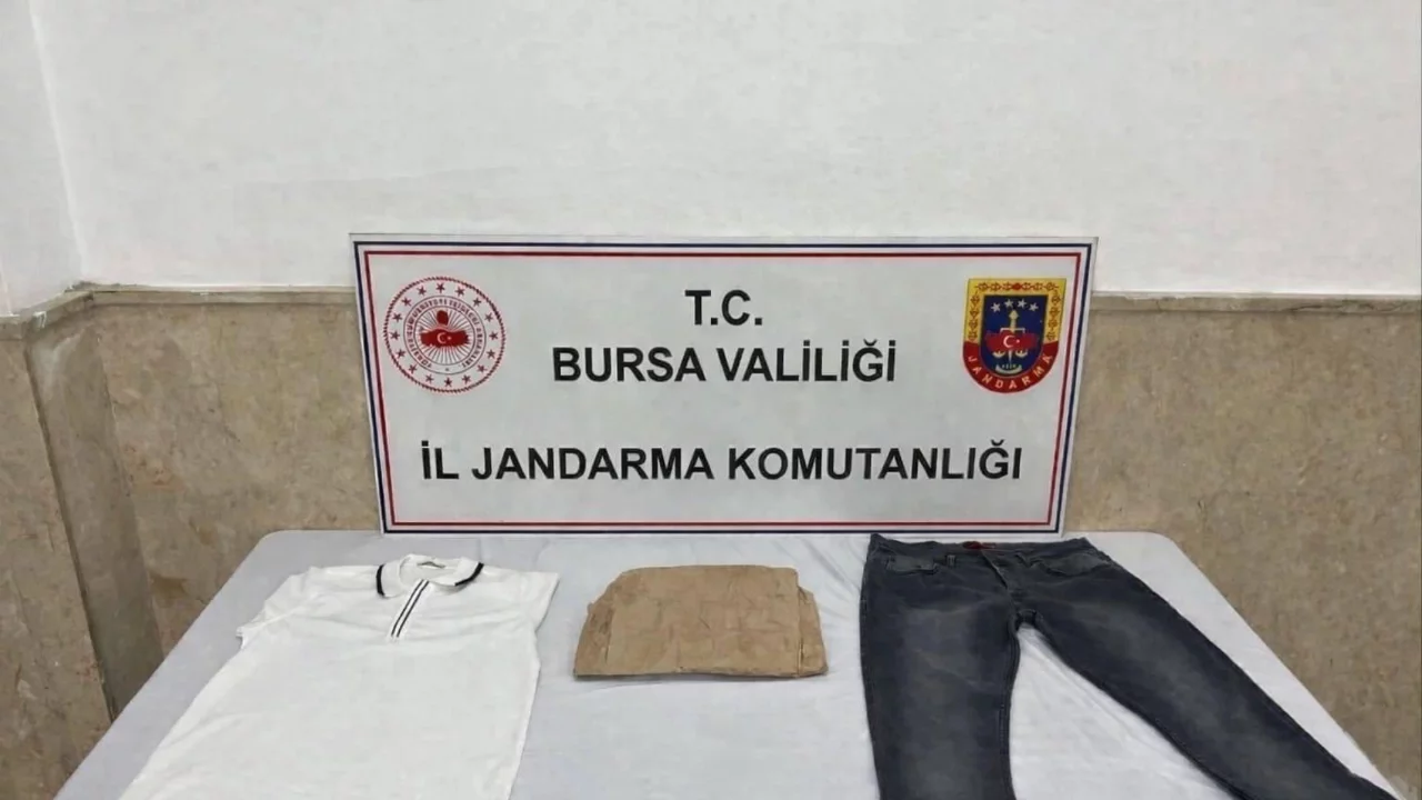 Bursa'da pantolon ve tişörte emdirilmiş uyuşturucuyu cezaevine sokmaya çalıştı!