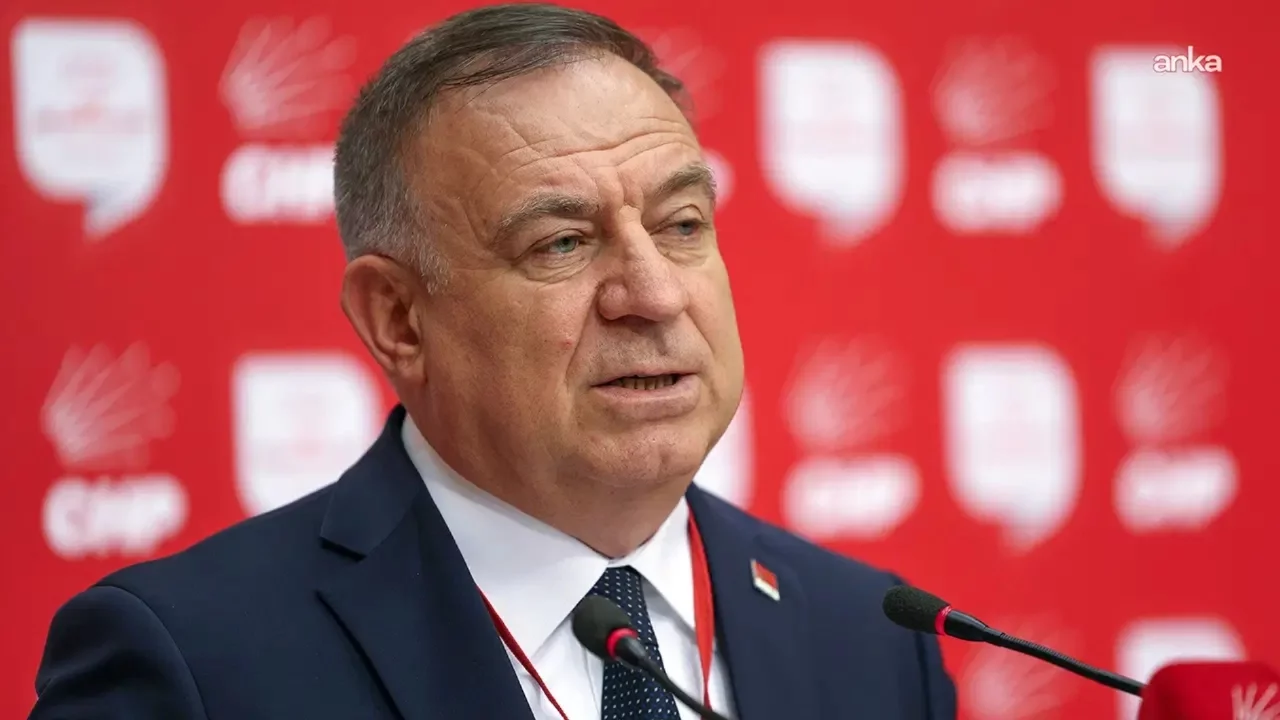 Yalım'ın gözaltı görüntülerine Zeybek'ten tepki: 'Kanıt bulamayınca, özel hayata ilişkin hazırlık...