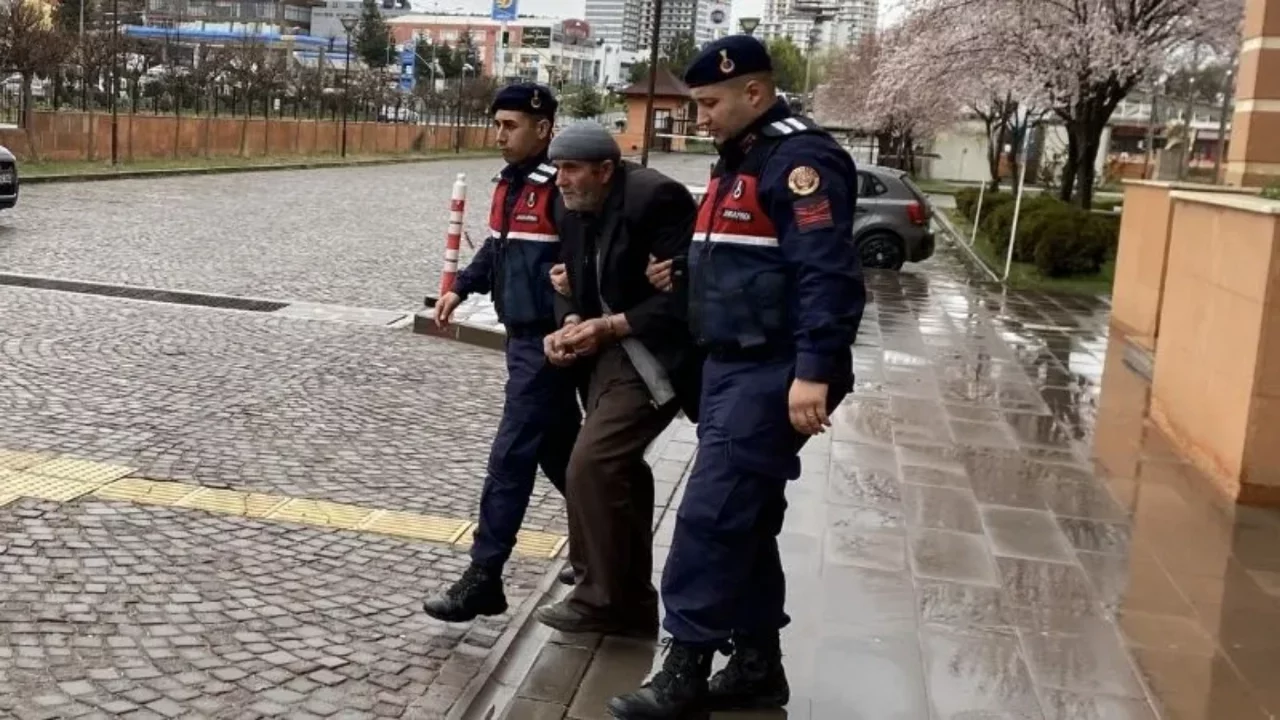 Oğlunu öldüren baba tutuklandı