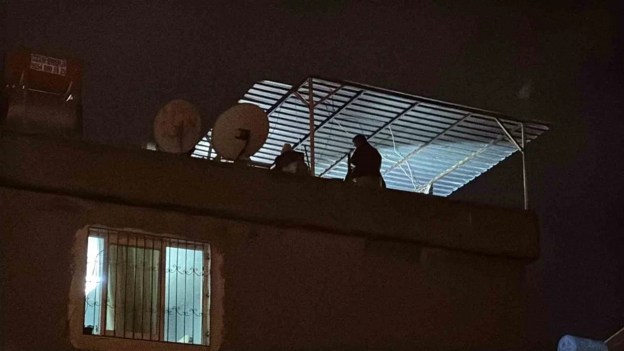 Adana'da bir binada patlama: 2 ağır yaralı