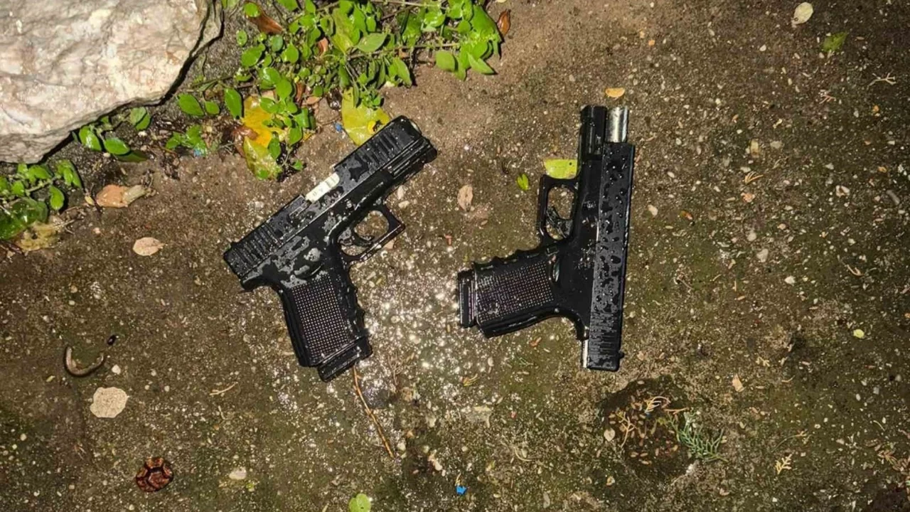 Marmaris'te iş yerine silahlı saldırının şüphelileri yakalandı