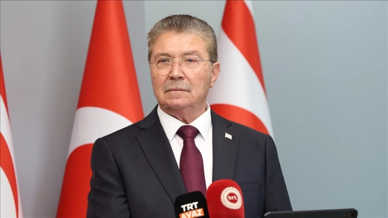 KKTC Başbakanı Ünal Üstel: Kıbrıs'ta Türk varlığı ebediyen yaşayacaktır