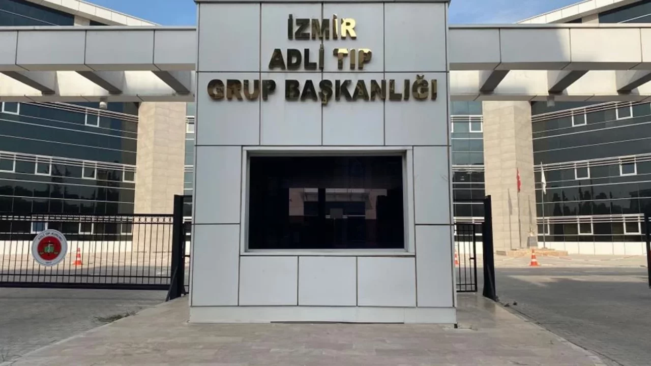 Kayalıklarda yeni doğmuş bebek cesedi bulundu