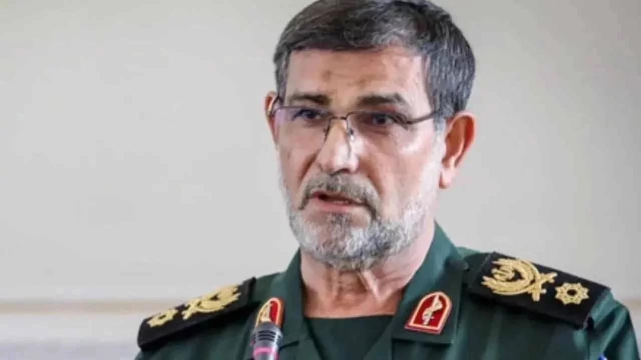 İran, Deniz Kuvvetleri Komutanı Tengsiri'nin ölümünü doğruladı