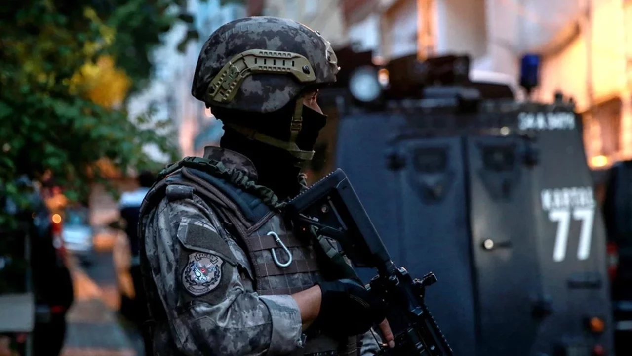 Avrupa'nın Pablo Escobar'ı "Baybaşin" suç örgütünün finans ağı çökertildi