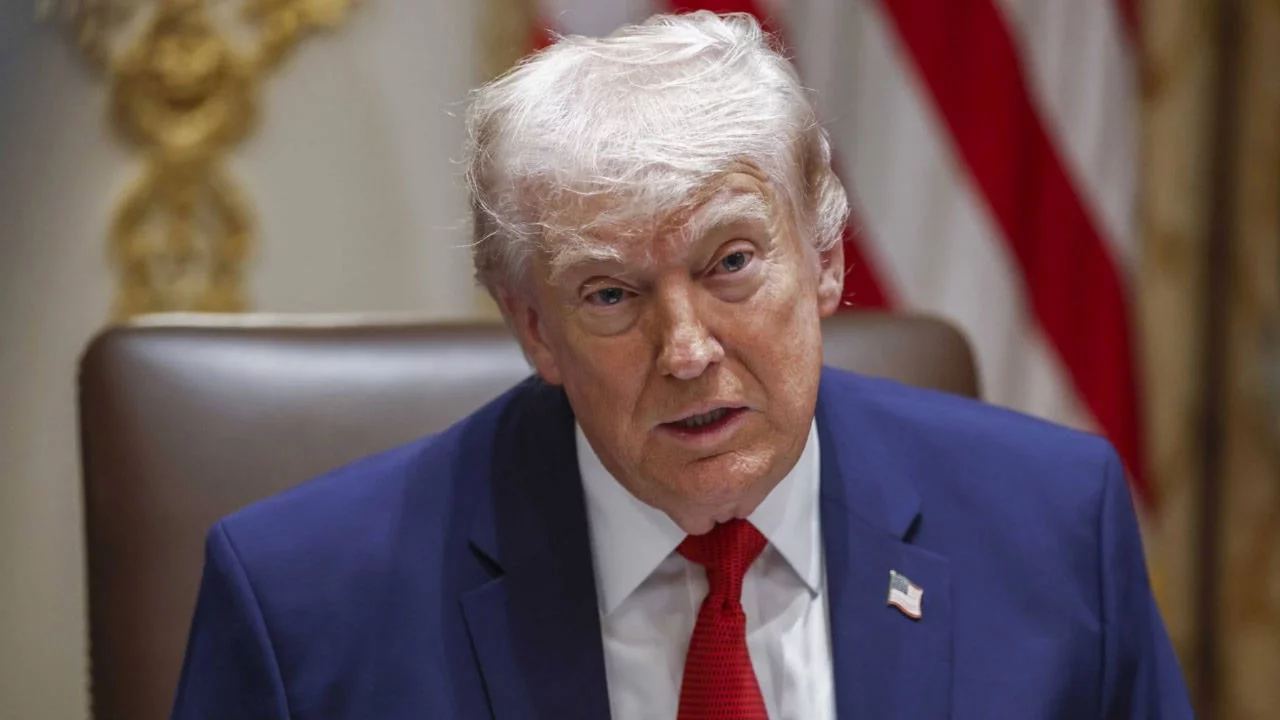 Trump'tan İran'a yeni tehdit: Hürmüz açılmazsa tüm elektrik tesisleri ve petrol kuyularını yok ed...