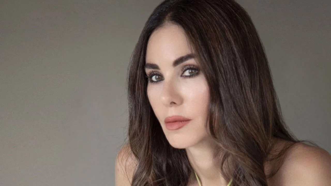 Defne Samyeli siyasi kimliğini açıkladı