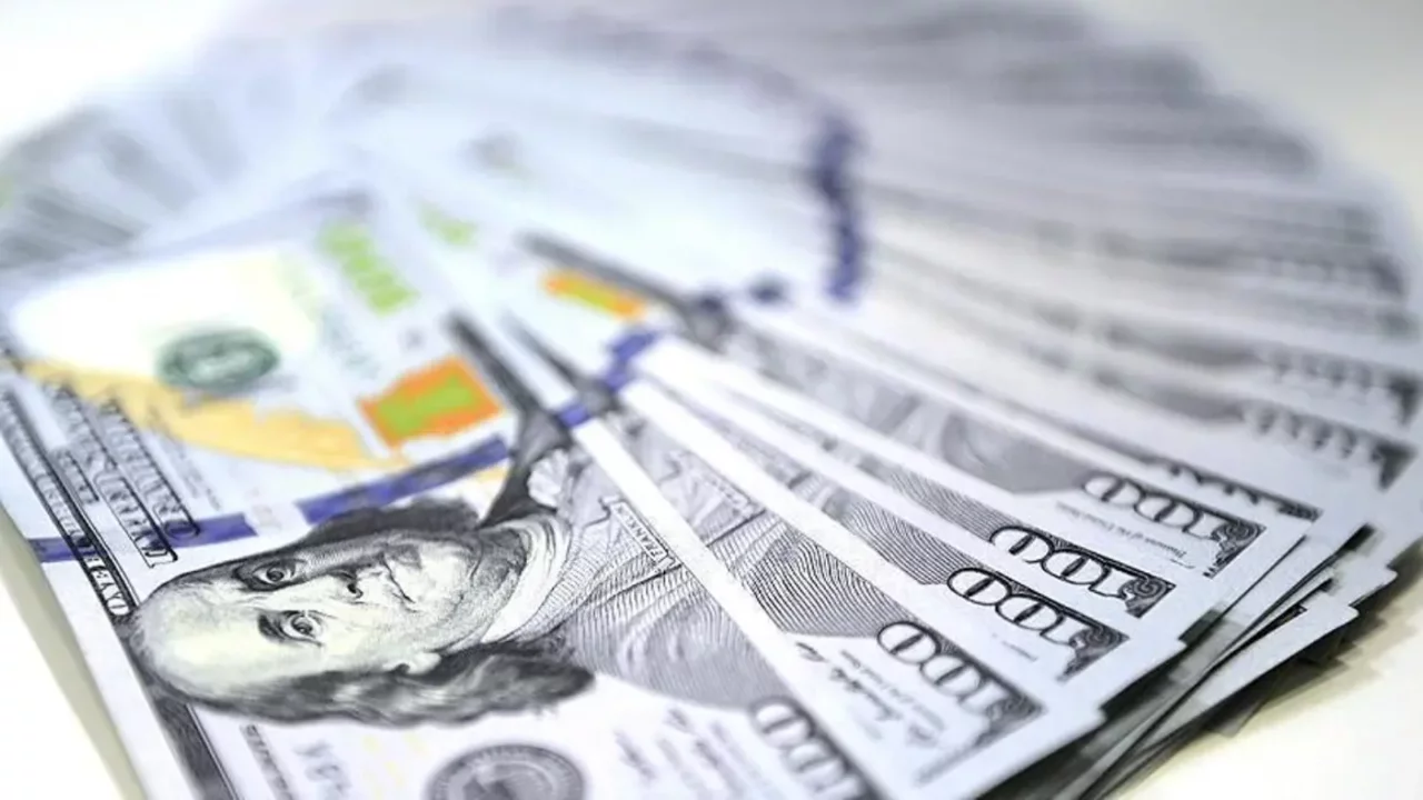 Dolar yeniden rekor kırdı