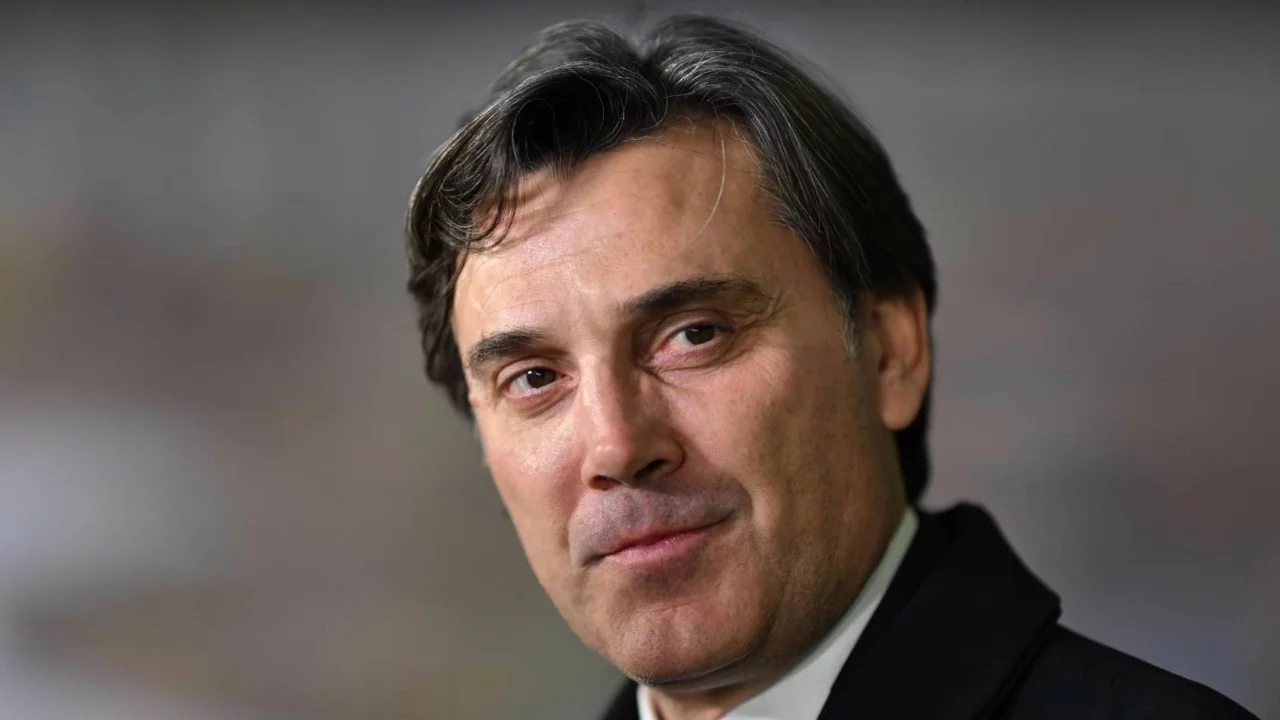 Montella: 24 senedir Dünya Kupası'na gidemediysek sorumlusu onlar değil